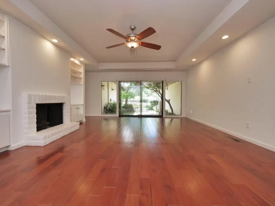 1206 Commons Dr., Sacramento, CA 95825 - #2