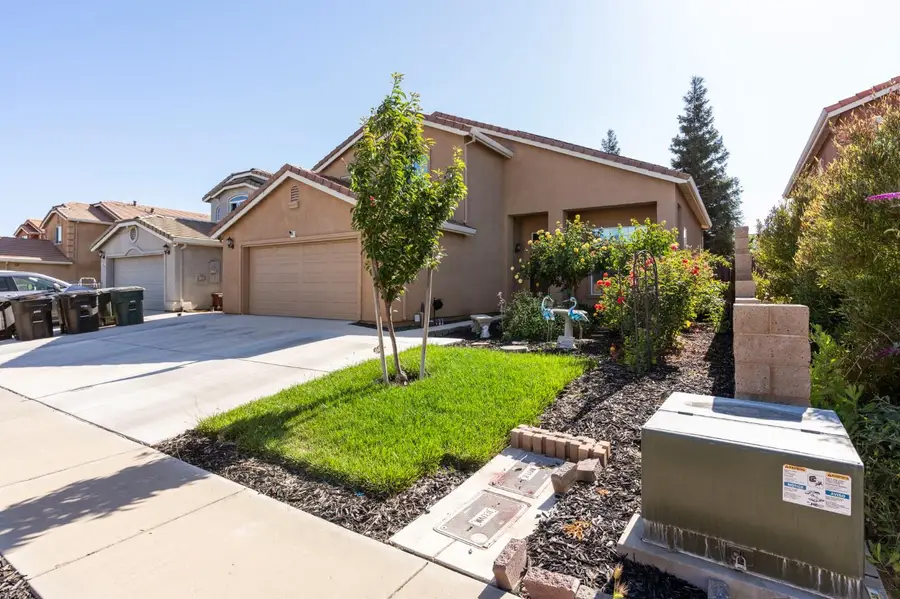 5560 Landon Lane, Riverbank, CA 95367 - #2