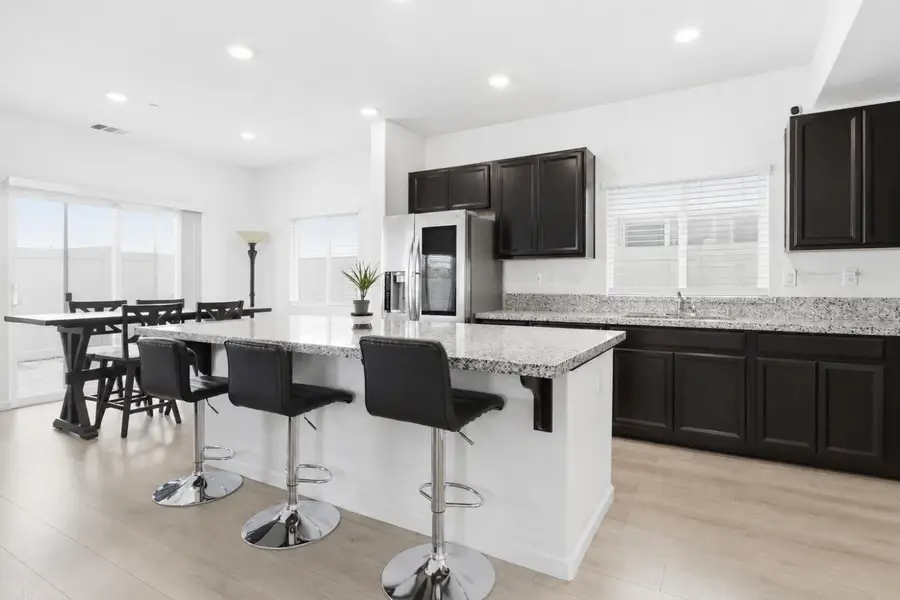 3807 Sunsetparke Way, Sacramento, CA 95834 - #2