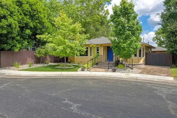 1031 9th Avenue, Sacramento, CA 95818