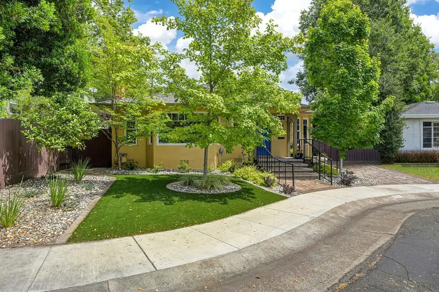 1031 9th Avenue, Sacramento, CA 95818 - #3