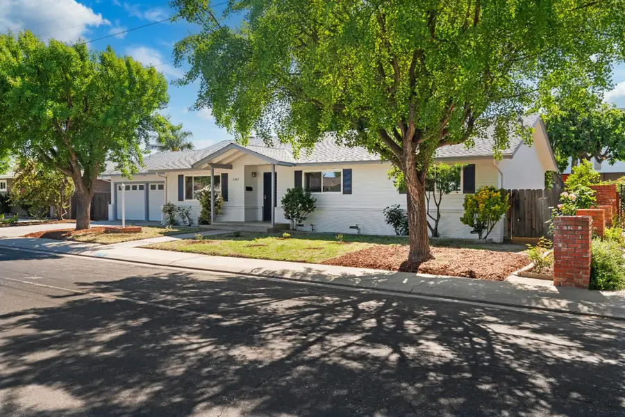 2707 Warwick Lane, Modesto, CA 95350 - #3