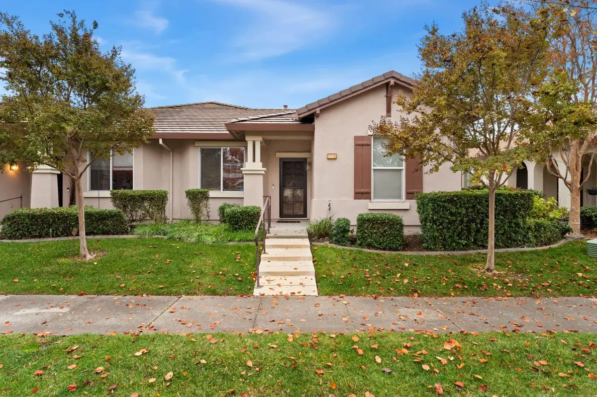 2270 Rose Arbor Drive, Sacramento, CA 95835 - #1