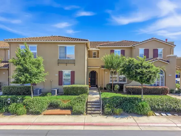 8398 Crystal Walk Circle, Elk Grove, CA 95758