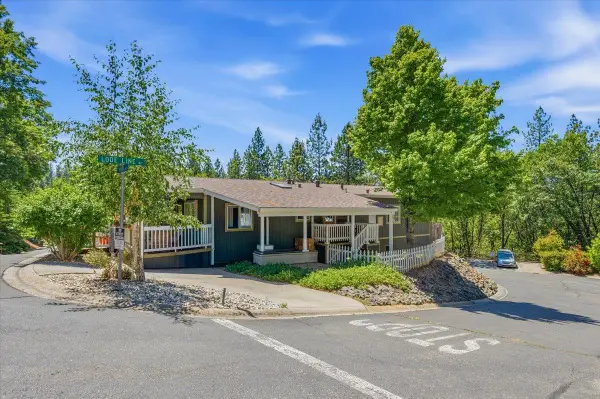 13875 Meda Drive, Grass Valley, CA 95949