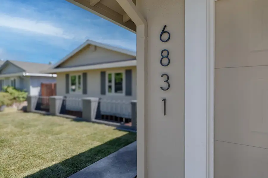 6831 Oaklawn Way, Fair Oaks, CA 95628 - #2