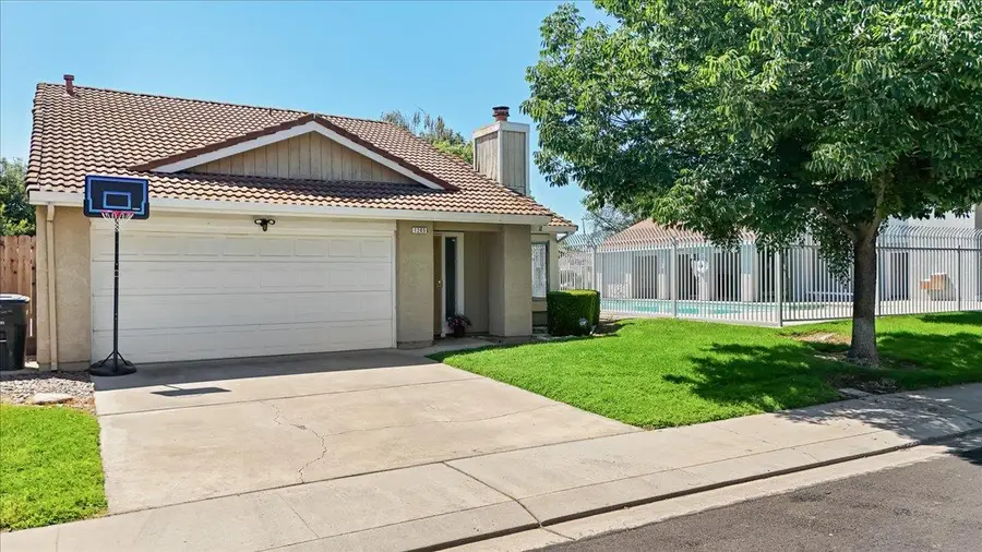 1205 Courtney Way, Modesto, CA 95358 - #3
