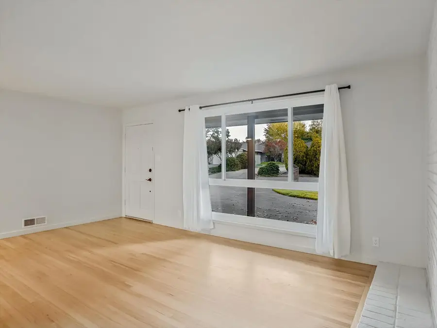 813 Columbia Drive, Sacramento, CA 95864 - #3