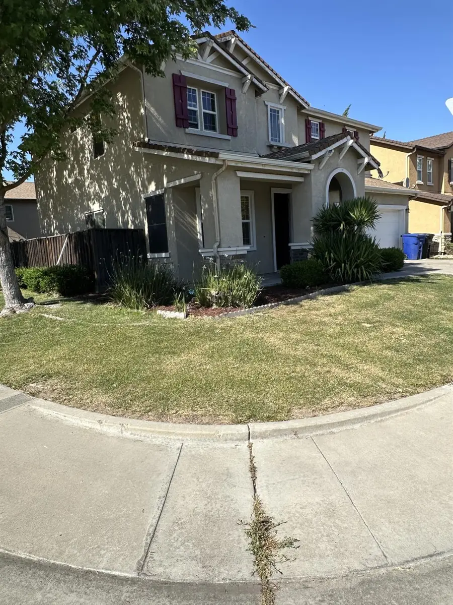 2201 Driftwood Park Dr, Modesto, CA 95355 - #2