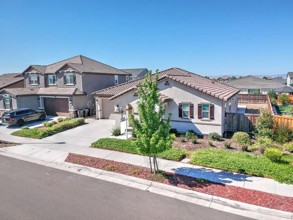 498 Central Pacific Street, Lathrop, CA 95330 - #1