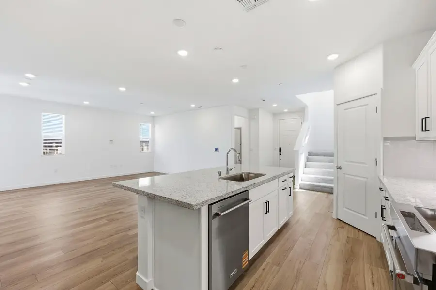 1530 N Central Parkway, Mountain House, CA 95391 - #3