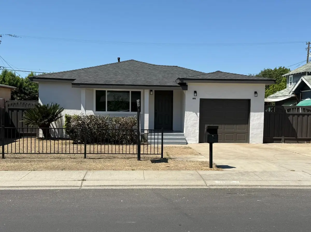 201 Barozzi Avenue, Modesto, CA 95351 - #1
