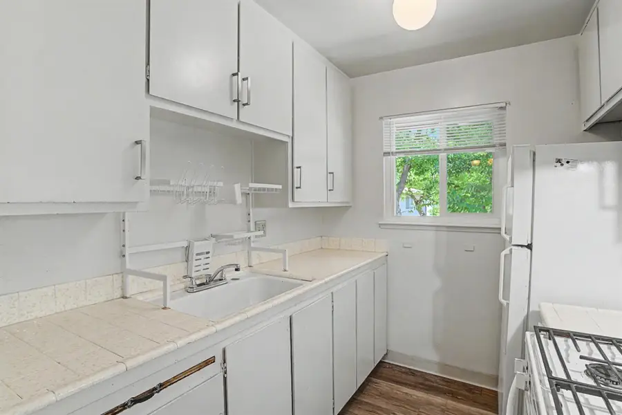 1703 Donner #4, Davis, CA 95618 - #3