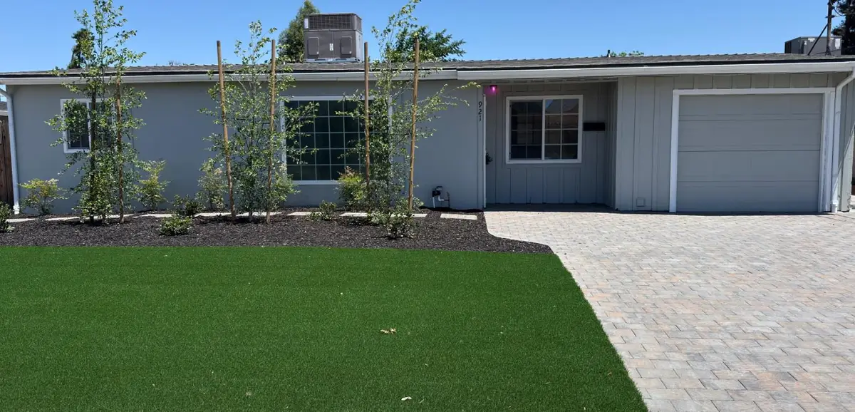 921 S Minaret Avenue, Turlock, CA 95380 - #1