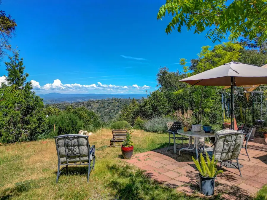 1244 Stallion Way, Angels Camp, CA 95222 - #2