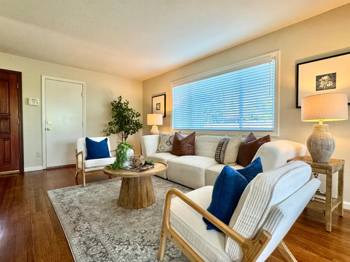 3214 N Trentwood Way, Sacramento, CA 95822 - #1