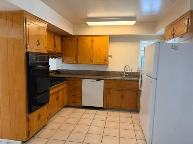 4209 34th Ave, Sacramento, CA 95824 - #2