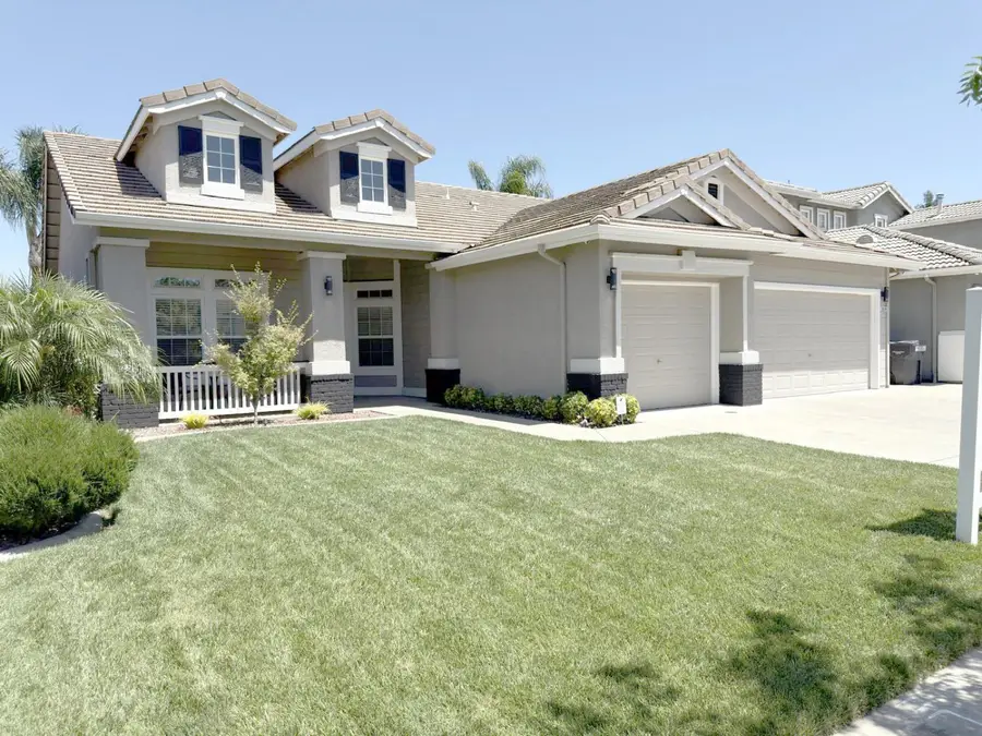 2219 Autumn Moon Way, Turlock, CA 95382 - #2