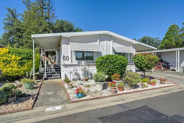 60 Calle Margarita Dr, Elk Grove, CA 95624