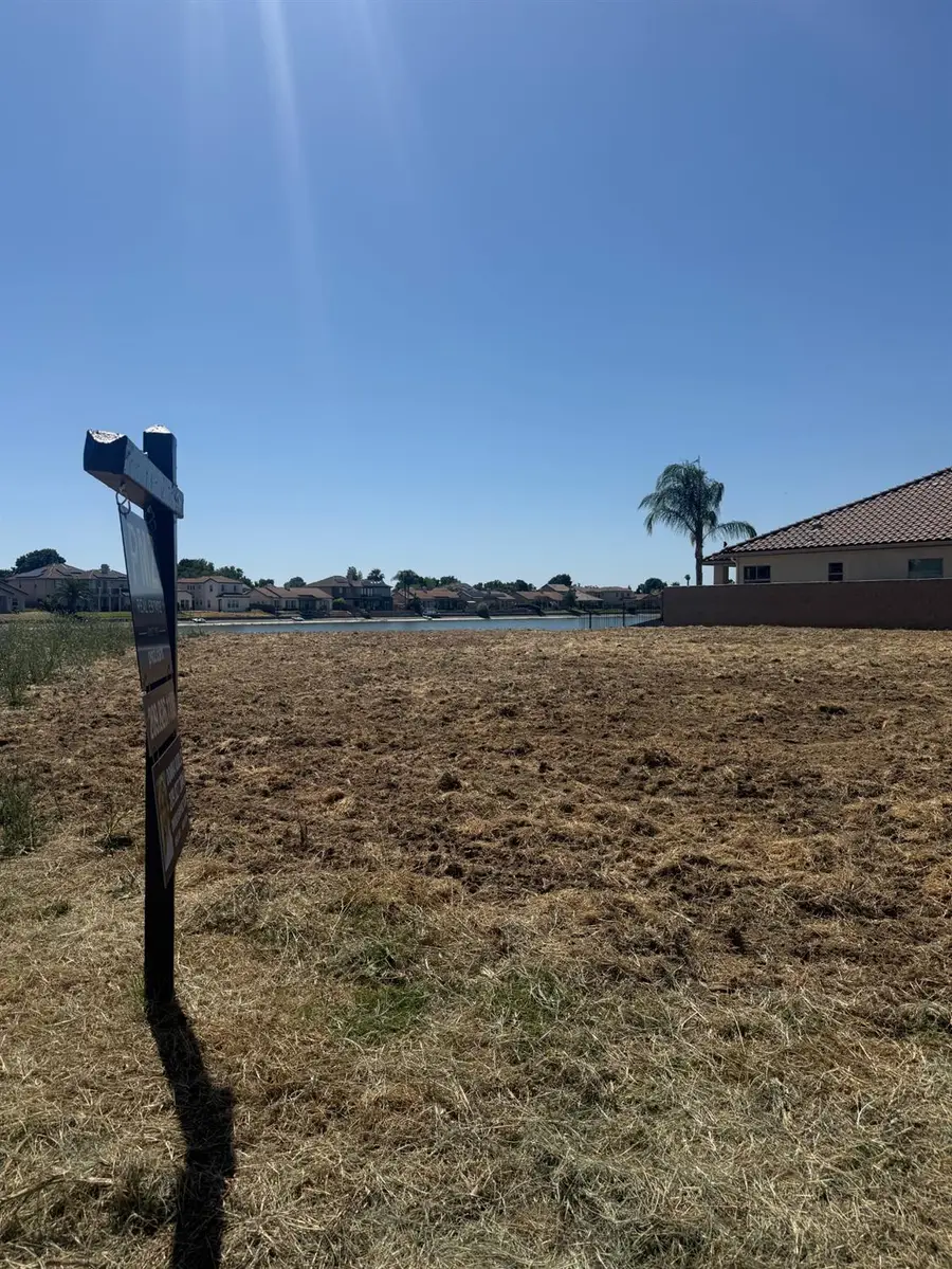 8255 Lake Shore Drive, Chowchilla, CA 93610 - #2