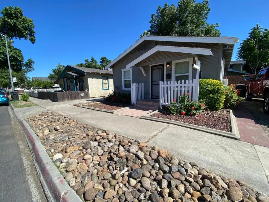 112 Almond Avenue, Modesto, CA 95354 - #2