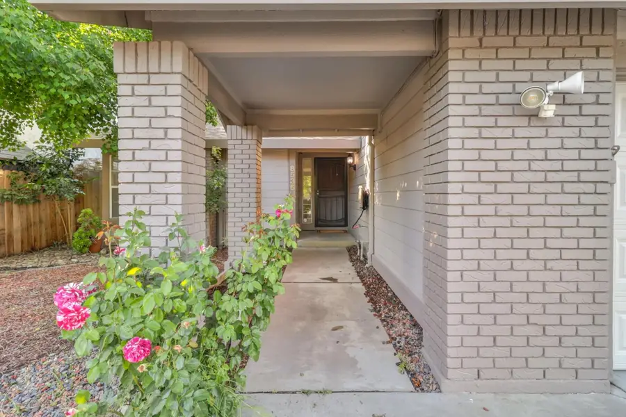 8536 Cord Way, Sacramento, CA 95828 - #2