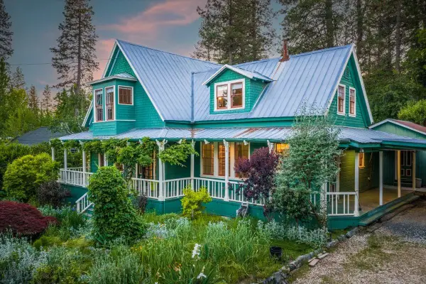 210 Drummond Street, Nevada City, CA 95959