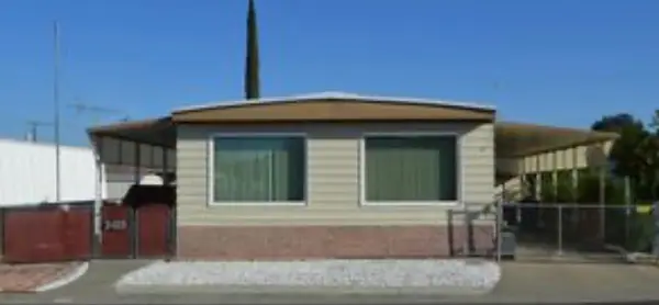 7413 Pardis Lane, Sacramento, CA 95828