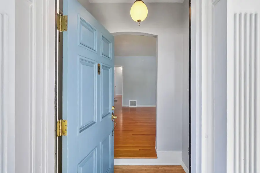 2721 22nd Street, Sacramento, CA 95818 - #3