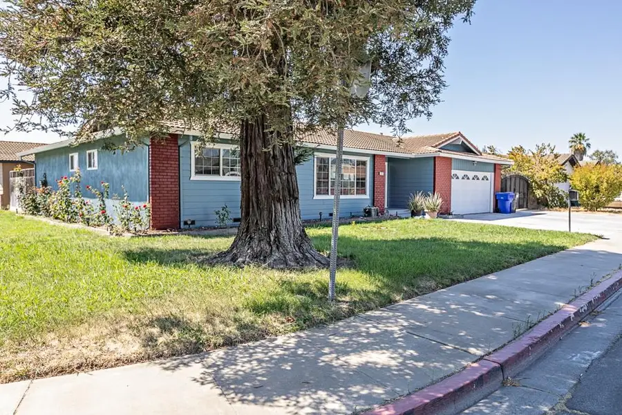 790 Hillsdale Drive, Turlock, CA 95382 - #2