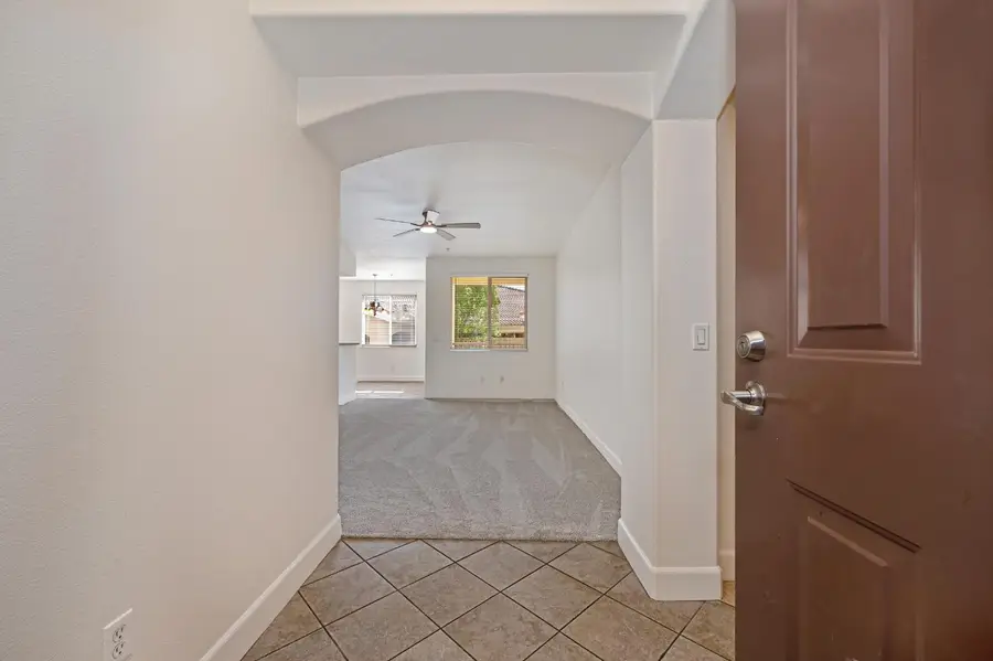 1501 Secret Ravine Parkway #527, Roseville, CA 95661 - #3