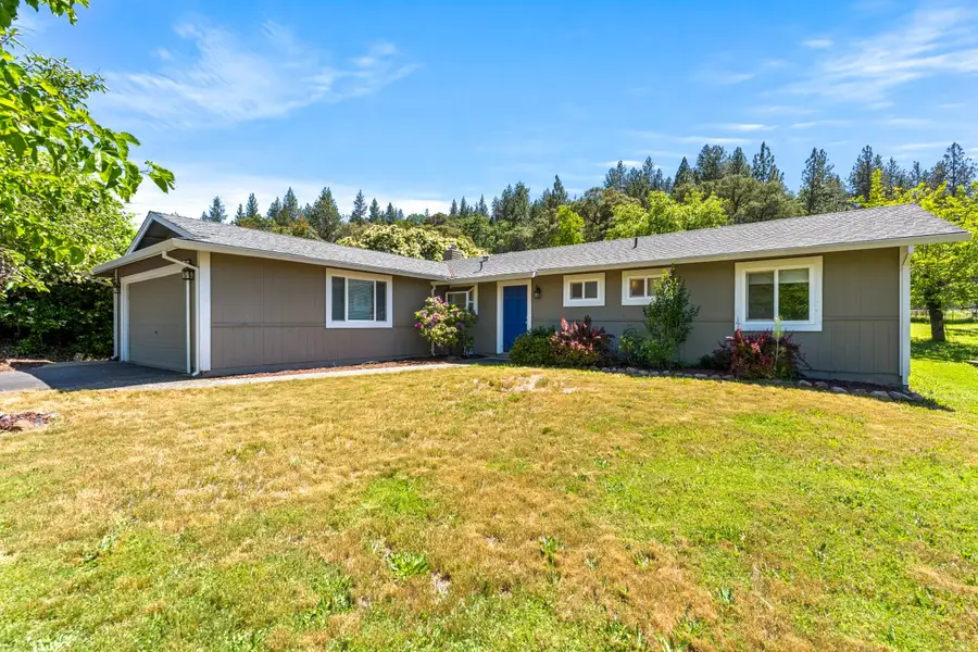 13806 Torrey Pines Drive, Auburn, CA 95602 - #2