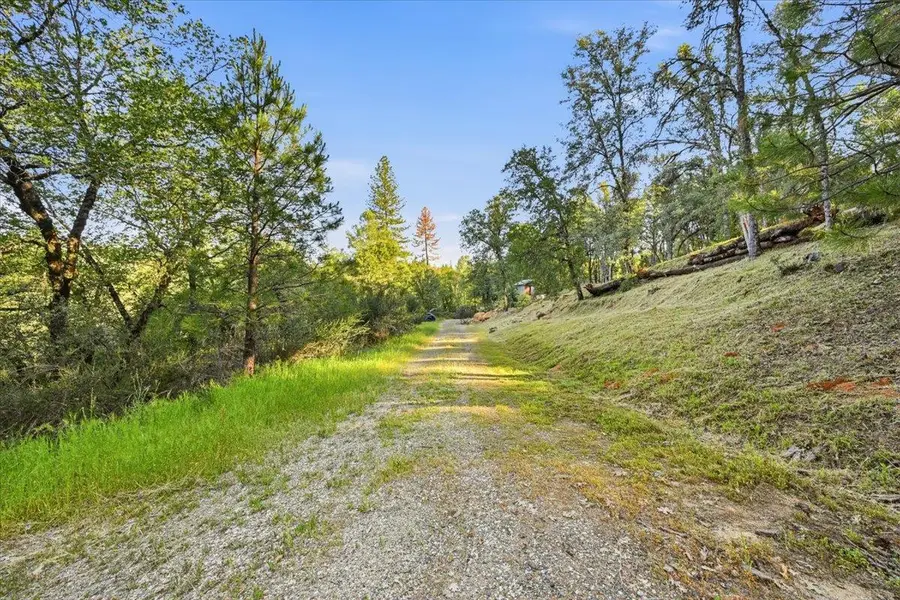 16095 Auburn Road, Grass Valley, CA 95949 - #2