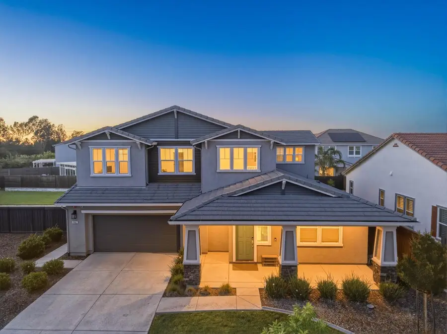 7487 Amonde Way, Elk Grove, CA 95757 - #2