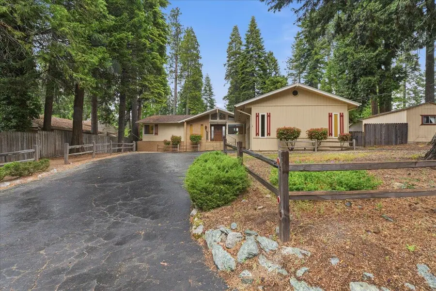 6775 Ridgeway Drive, Pollock Pines, CA 95726 - #2