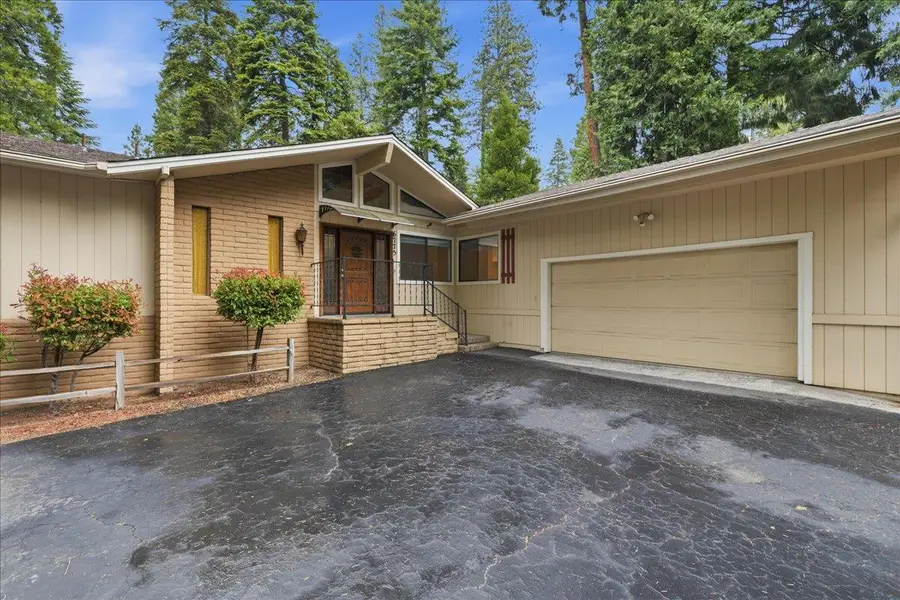 6775 Ridgeway Drive, Pollock Pines, CA 95726 - #3