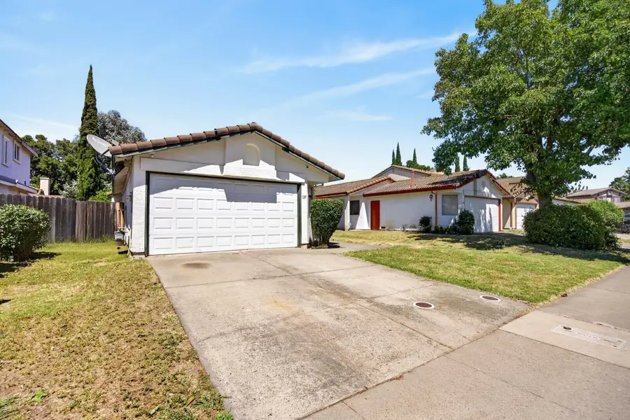 137 Majorca Circle, Sacramento, CA 95823 - #2