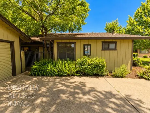 622 Sunnybrook Circle, Turlock, CA 95382 - #2