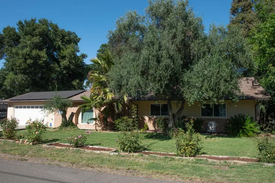 2206 Idaho Avenue, Stockton, CA 95204 - #2