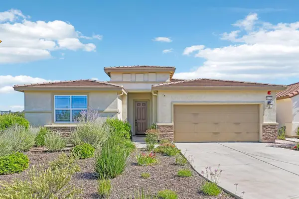 9471 Pasaje Place, Elk Grove, CA 95624