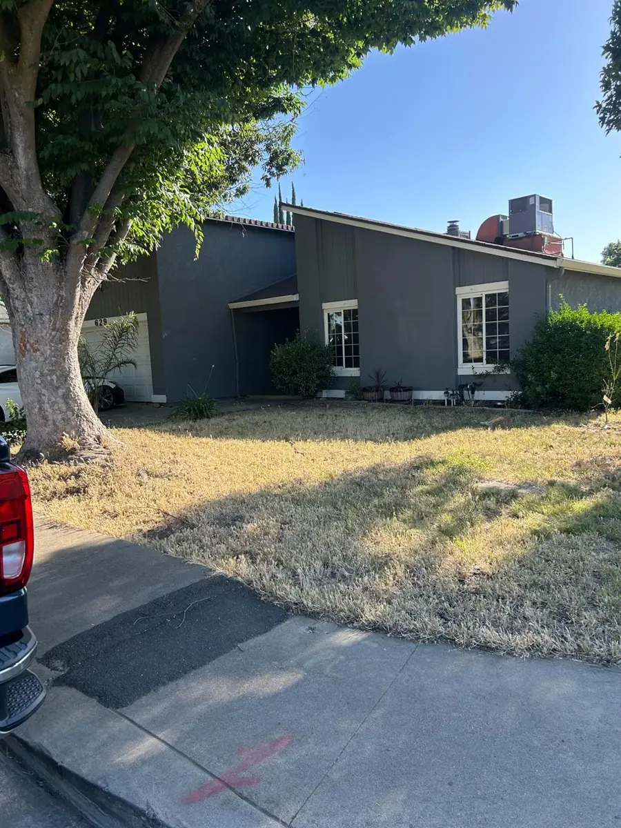 629 E Fort Henry, Modesto, CA 95354 - #2