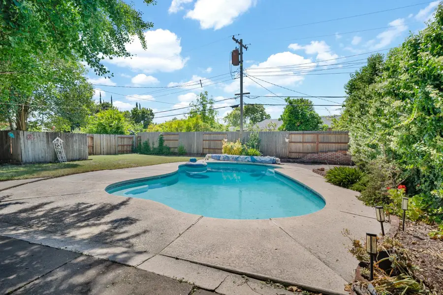 7566 Circle Parkway, Sacramento, CA 95823 - #2