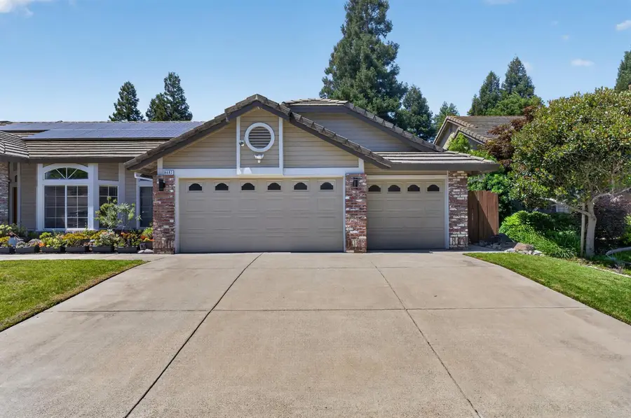 9492 Porto Rosa Drive, Elk Grove, CA 95624 - #2