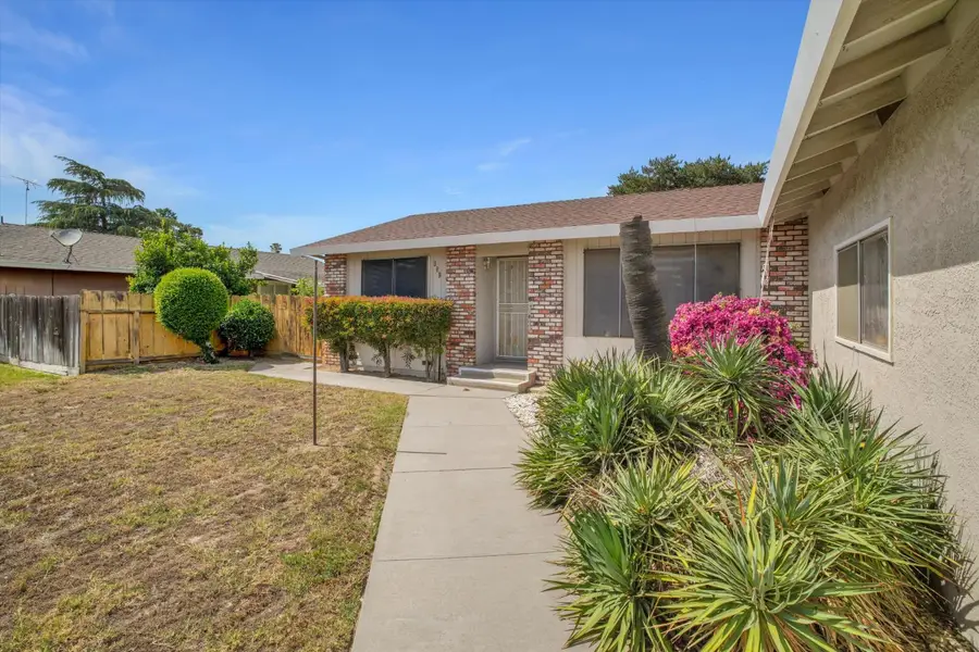 631 W Minnesota Avenue, Turlock, CA 95382 - #2