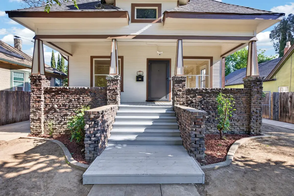 711 W Flora, Stockton, CA 95203 - #1