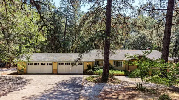 16067 Langley Place, Grass Valley, CA 95949