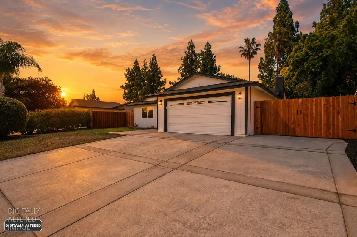 6333 Bamford Drive, Sacramento, CA 95823 - #1