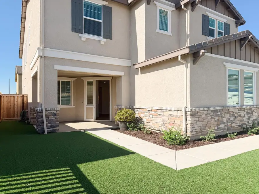 2158 Geneva Way, Manteca, CA 95337 - #3
