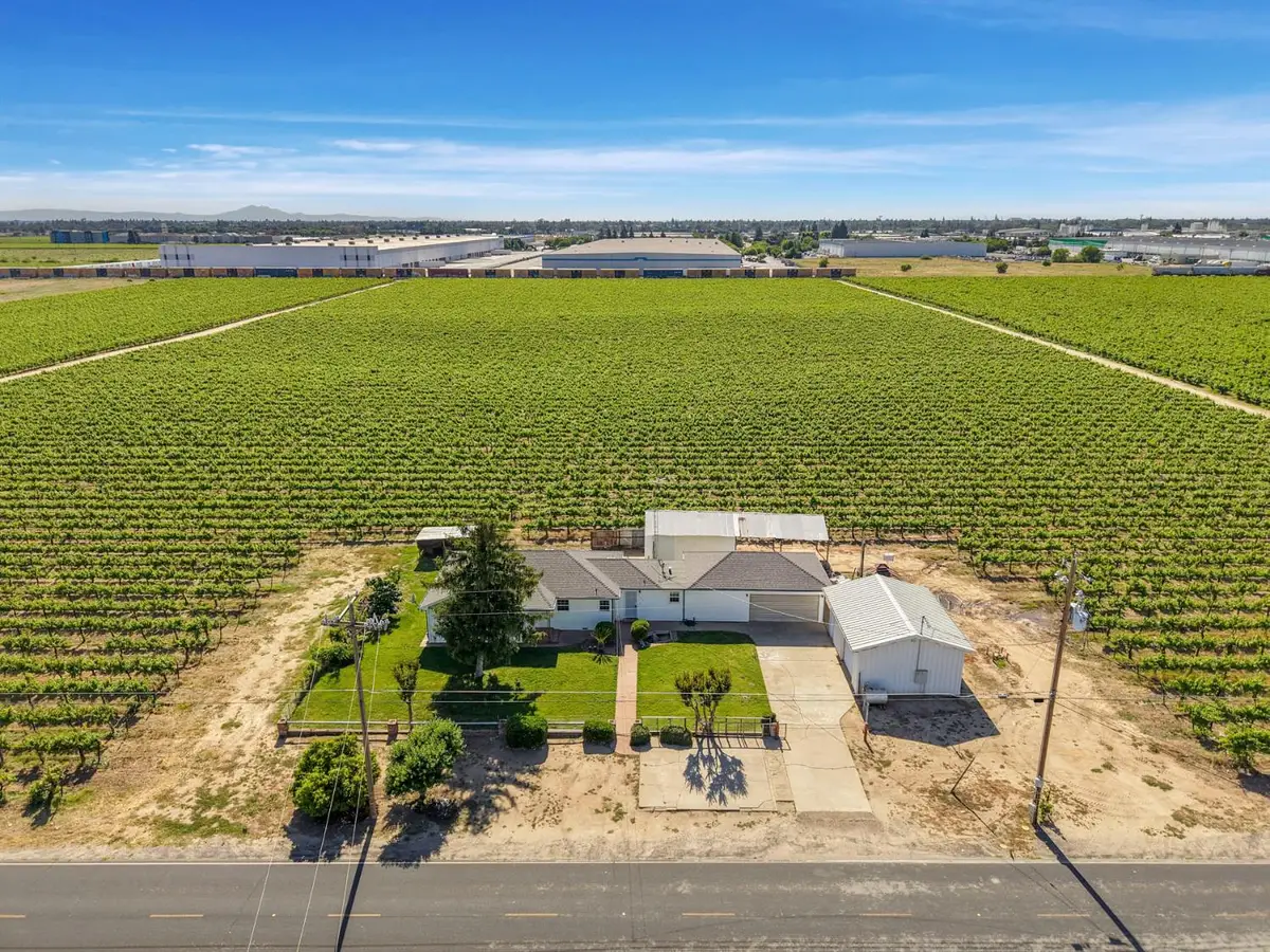 15661 N Curry Avenue, Lodi, CA 95240 - #1
