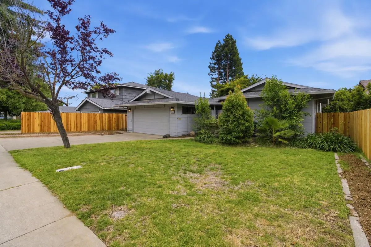 6426 Oakcreek Way, Citrus Heights, CA 95621 - #1